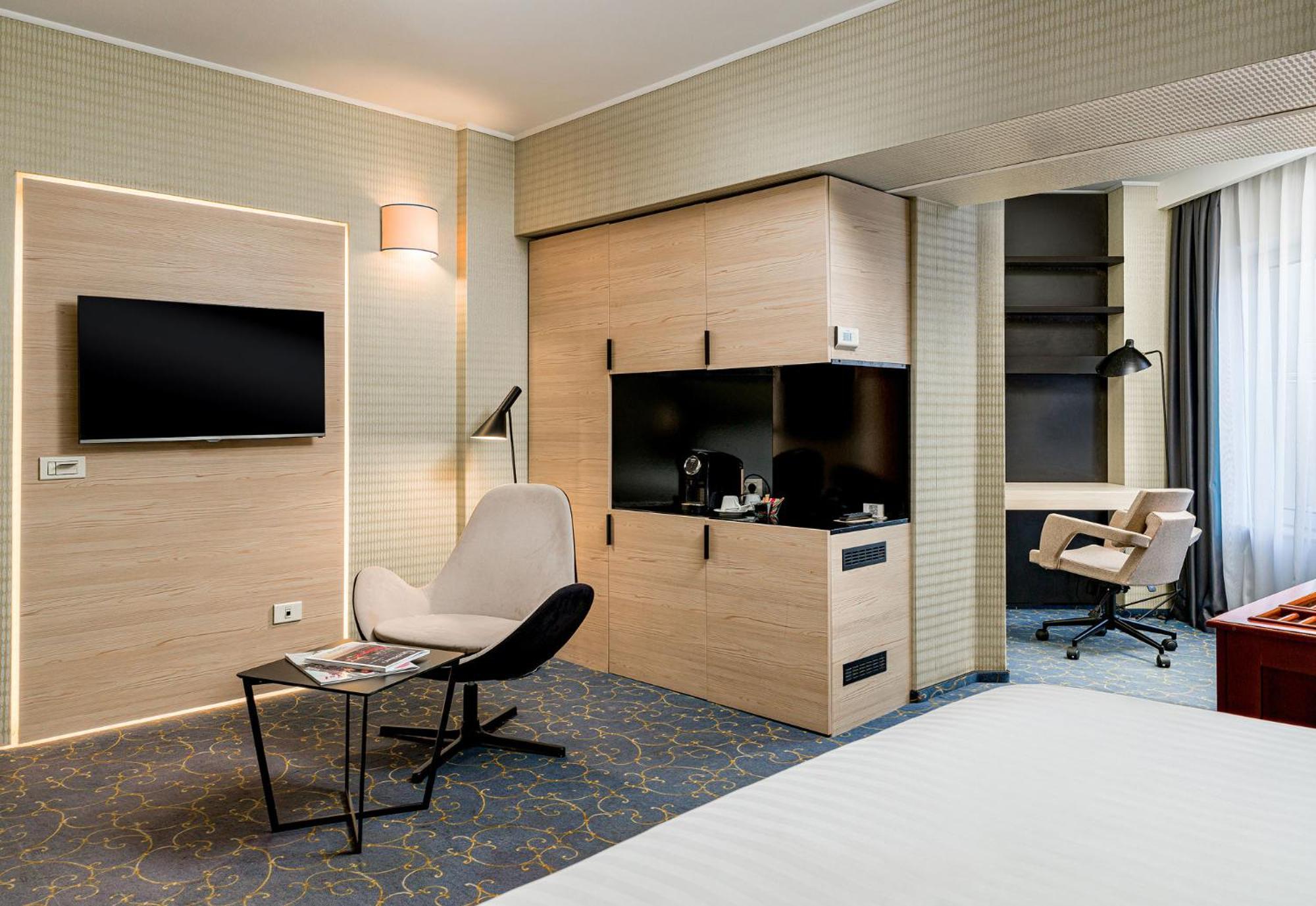 Crystal Palace 4* Bukarest